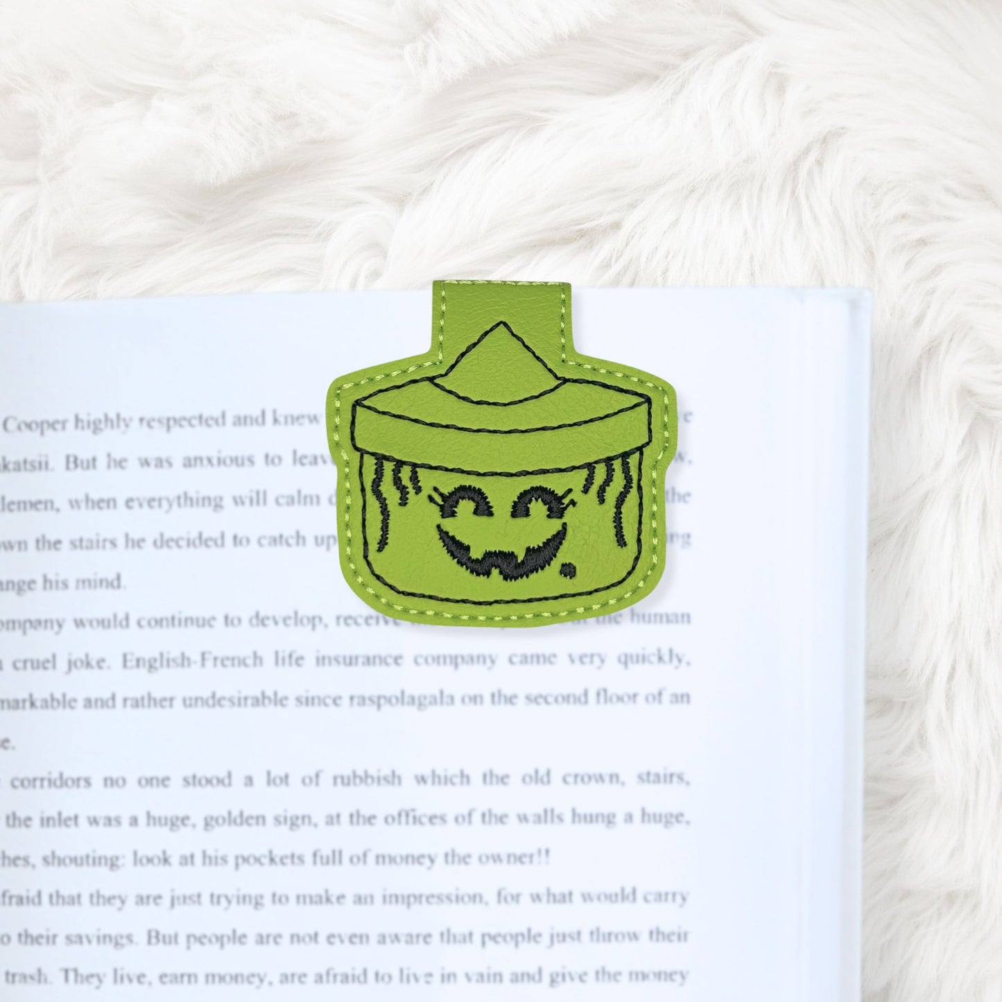 ITH 4x4 Witch Bucket Foldover Magnetic Bookmark