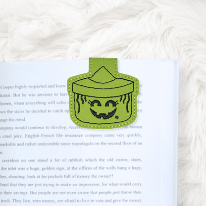 ITH 4x4 Witch Bucket Foldover Magnetic Bookmark